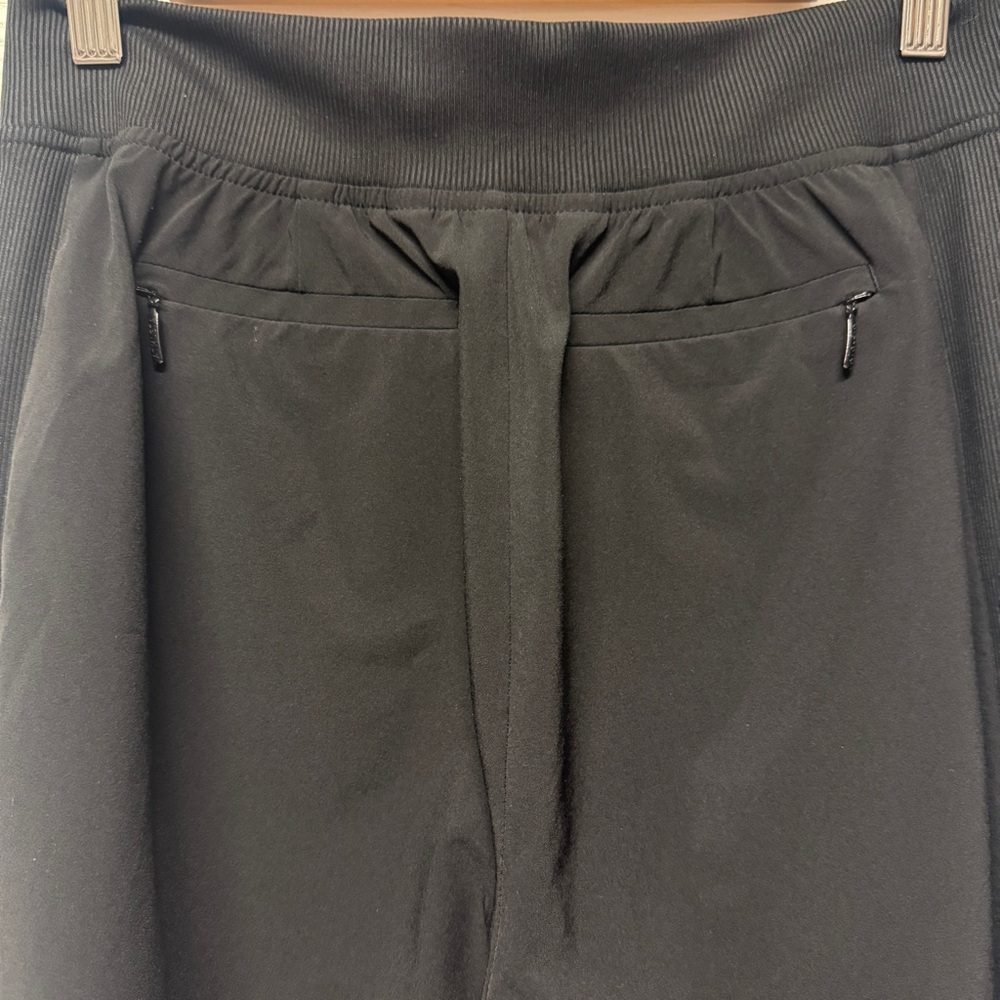 Athleta| EUC Women’s Size 2 Brooklyn Ankle Pants in Black - Picture 6 of 9